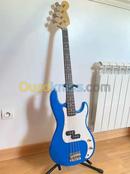 Guitare basse Fender precision edition limitée