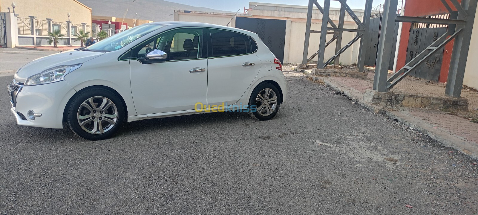 Peugeot 208 2014 Allure