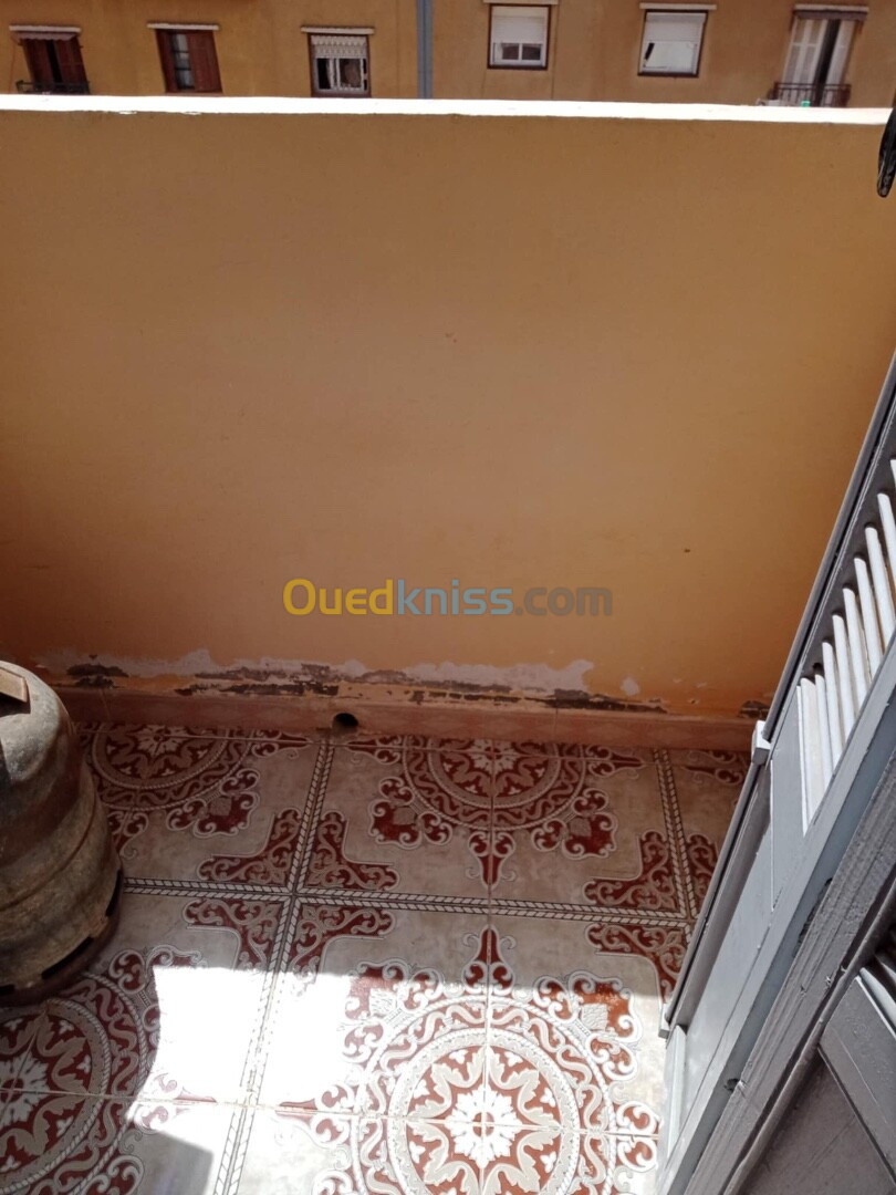 Vente Appartement F4 Aïn Témouchent Beni saf