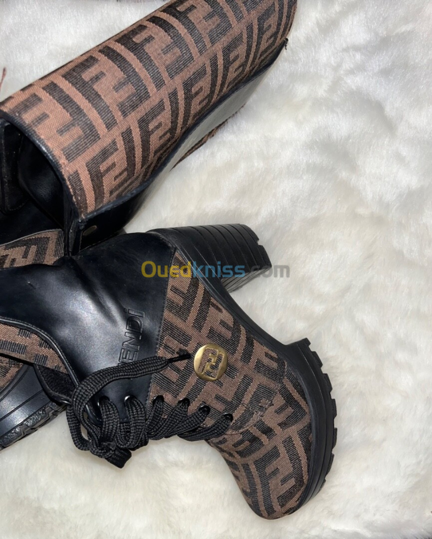 Bottes talon fendi