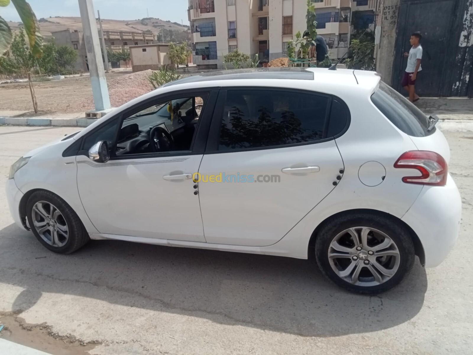 Peugeot 208 2013 208