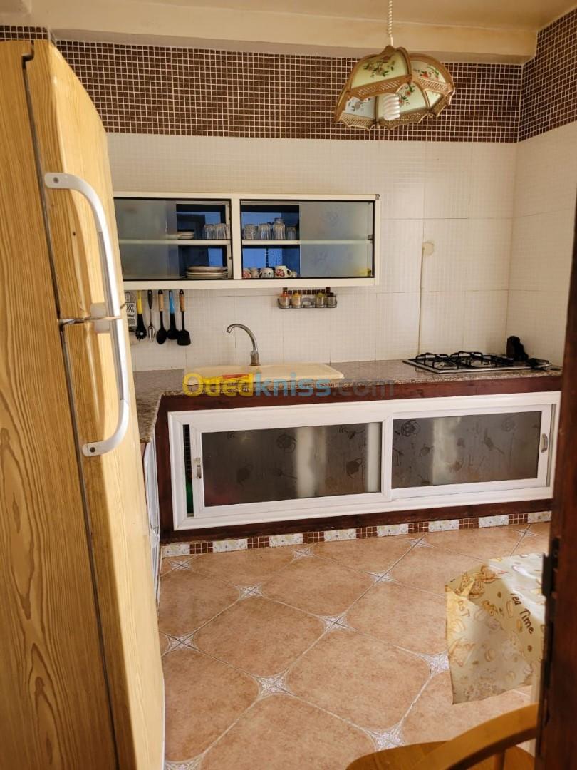 Location vacances Appartement F3 Mostaganem Mostaganem