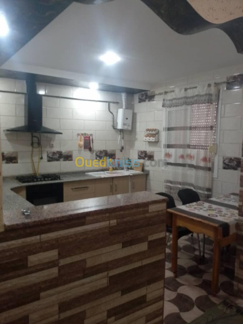 Location Niveau De Villa F3 Jijel Jijel