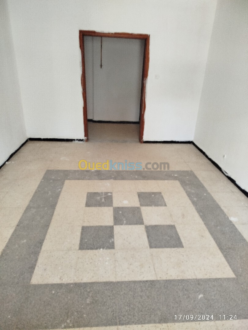 Vente Appartement F3 Annaba Sidi amar