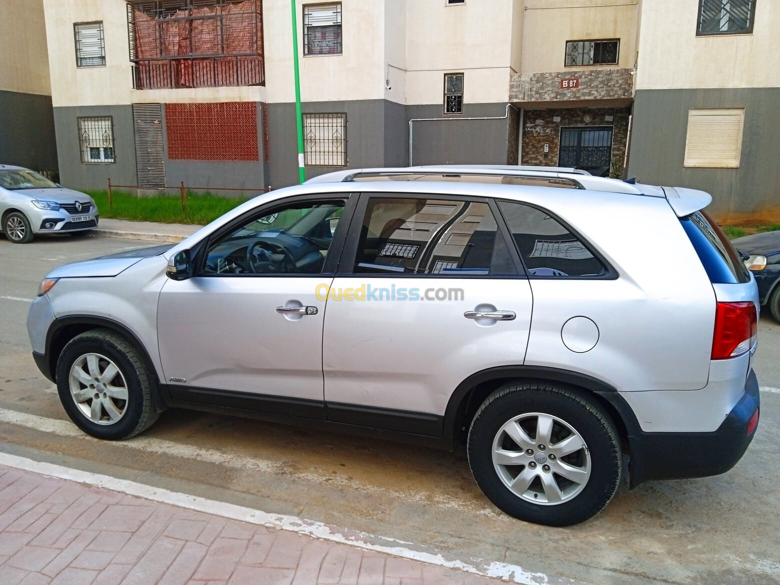 Kia Sorento 2011 N9iya