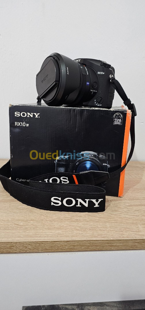 Sony rx10 m4