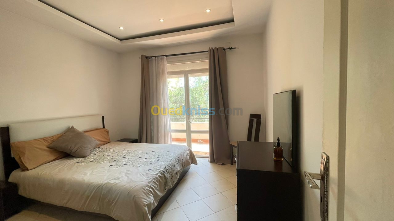 Location Appartement F2 Alger Hydra