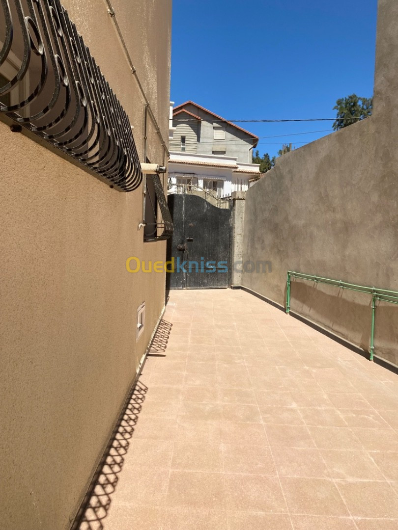 Location Niveau De Villa F5 Alger Ain naadja