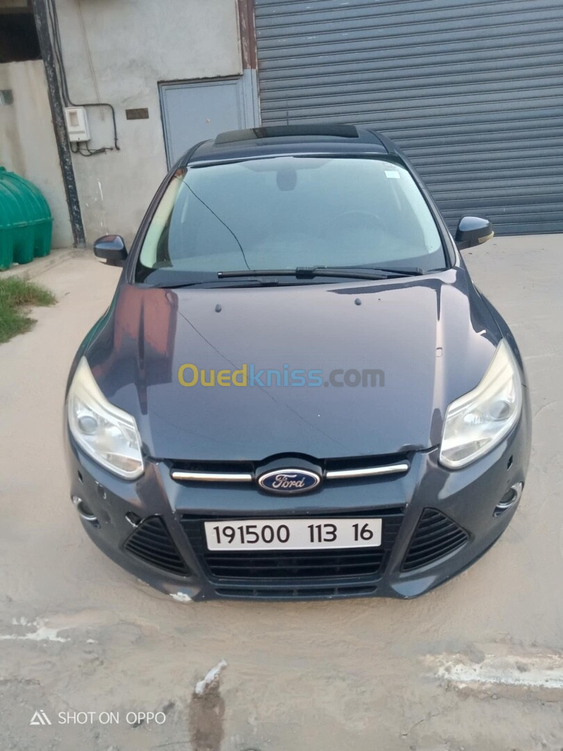 Ford Focus 5 portes 2013 Titanium