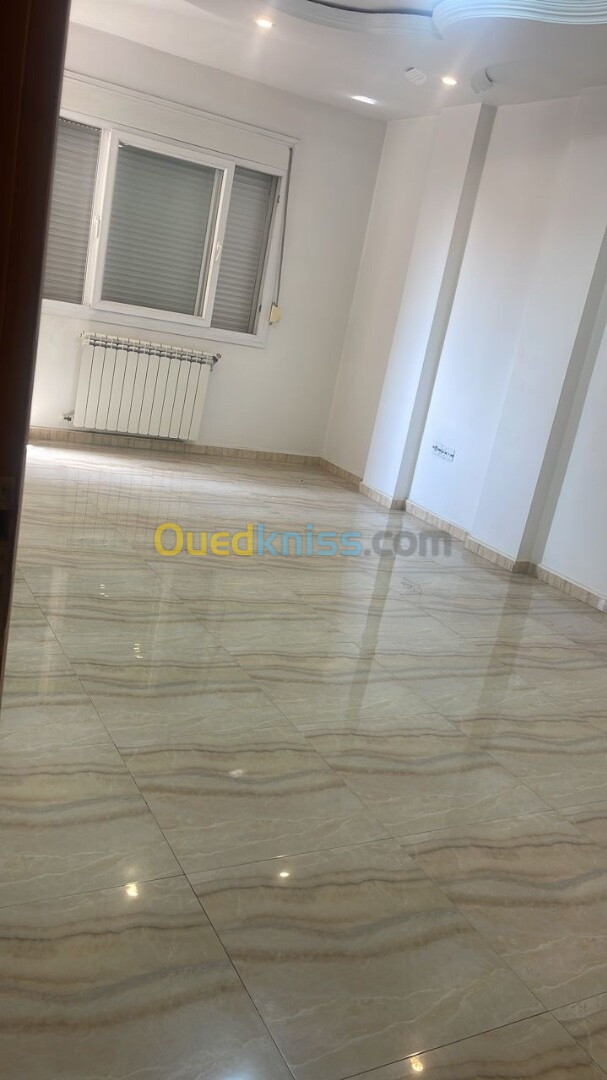 Location Appartement F4 Alger Kouba