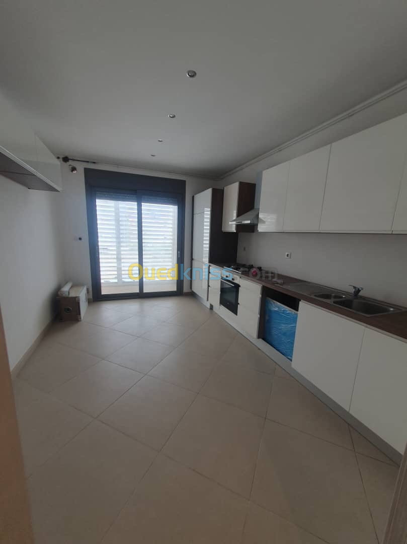 Vente Appartement F4 Alger Hydra