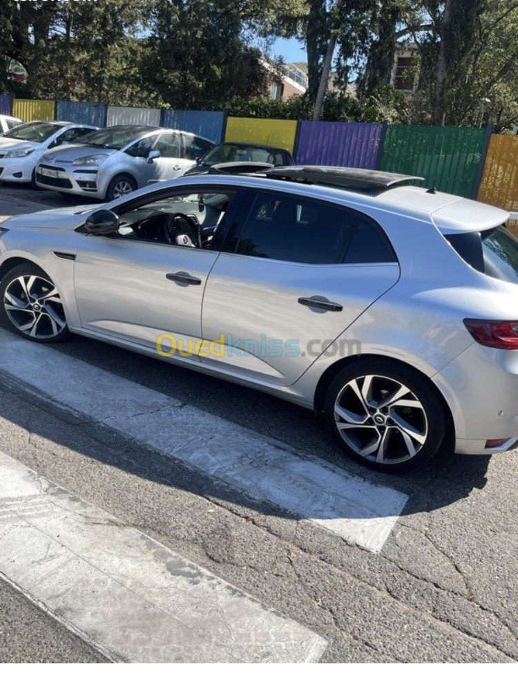 Renault Megane 4 2022 GT line