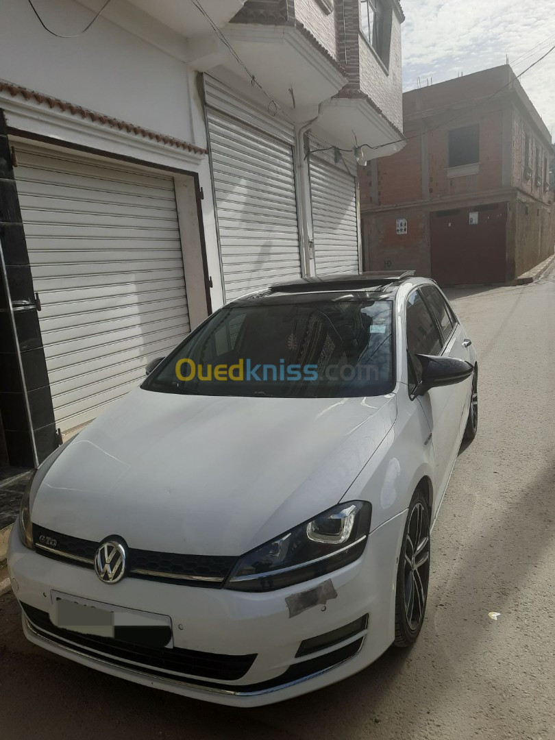 Volkswagen Golf 7 2013 Bleu motion