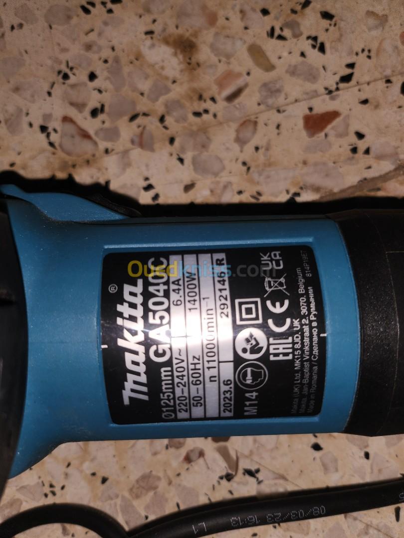 Disqueuse makita 