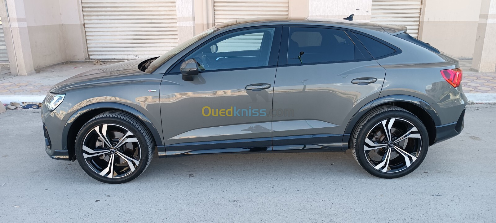 Audi Q3 2023 Q3