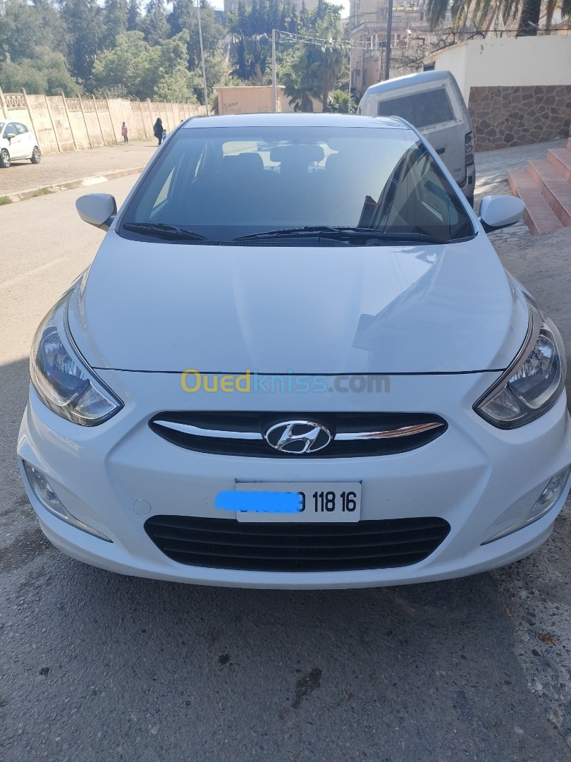 Hyundai Accent RB  4 portes 2018 Accent RB  4 portes