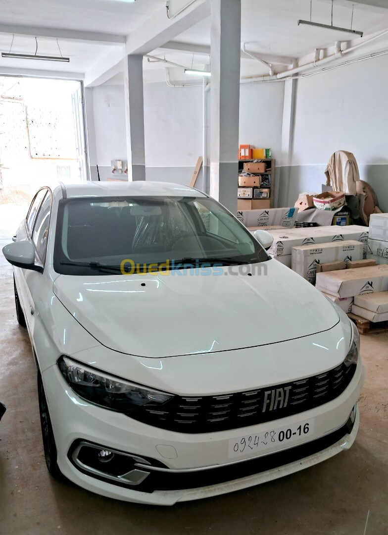 Fiat Tipo 2024 Uirban plus