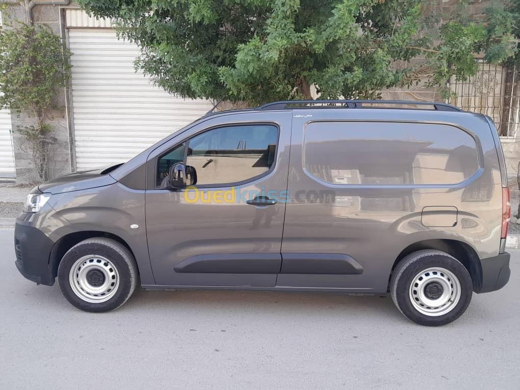 Fiat Professional Doblo 2023 Italie