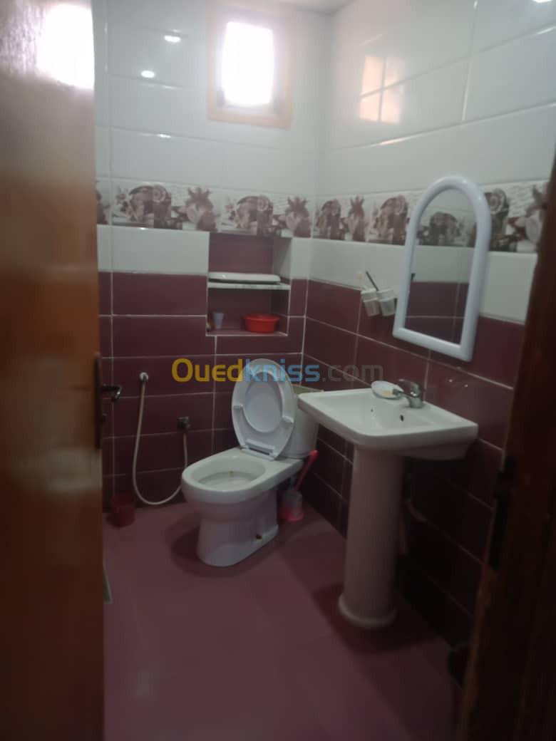 Location vacances Appartement F3 Tipaza Gouraya