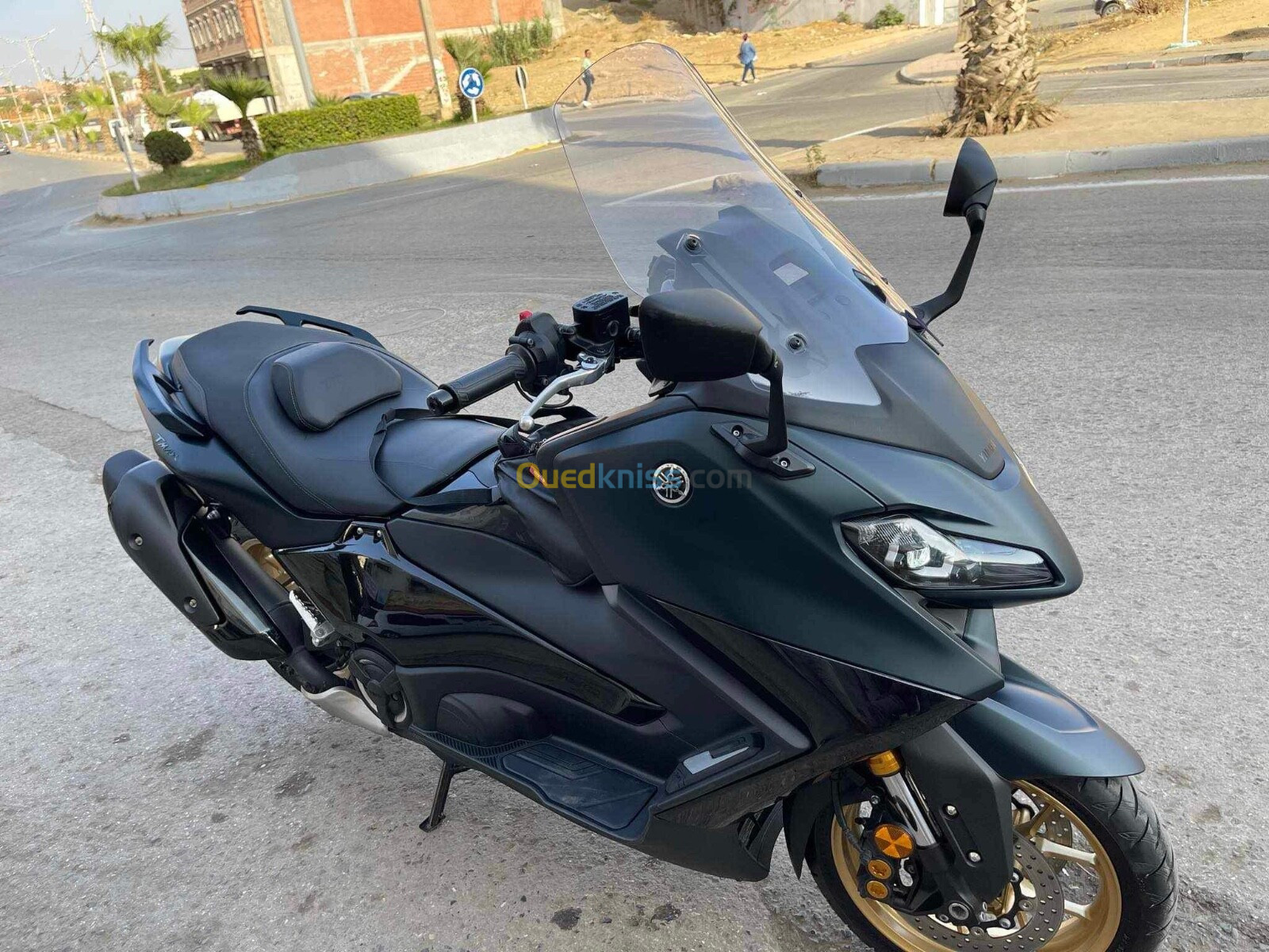 Yamaha Tmax562 2022