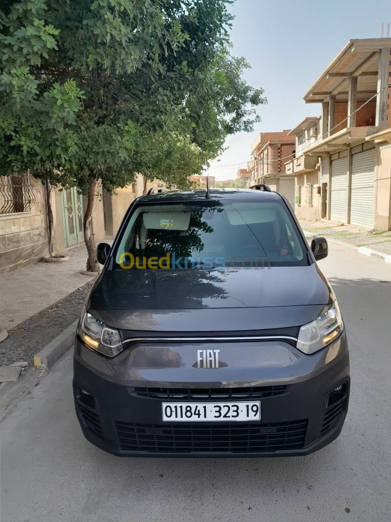 Fiat Professional Doblo 2023 Italie