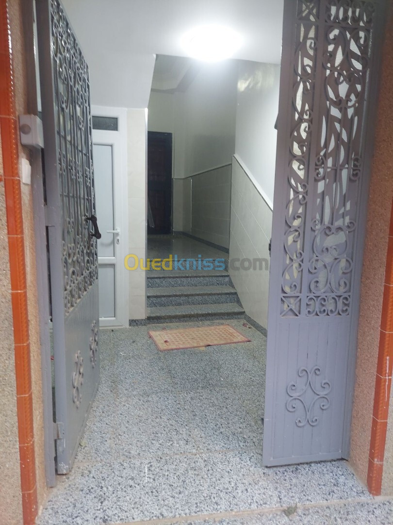 Location Appartement F3 Alger Ain naadja