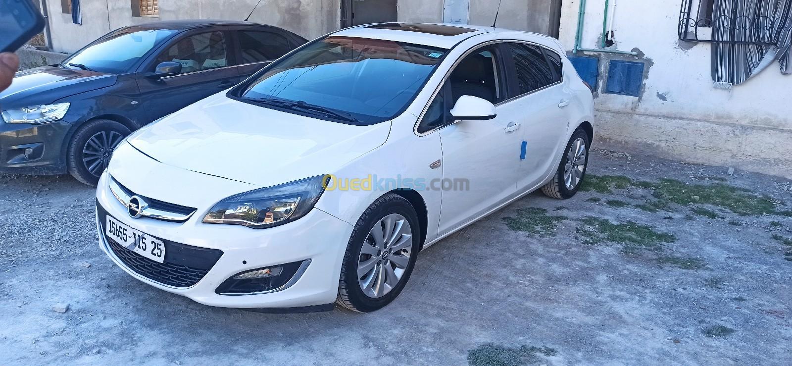 Opel Astra 2015 COSMO