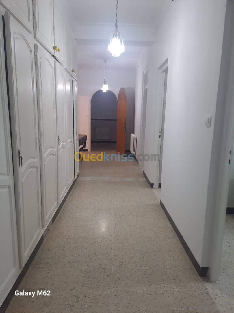 Location Niveau De Villa F4 Alger Ben aknoun