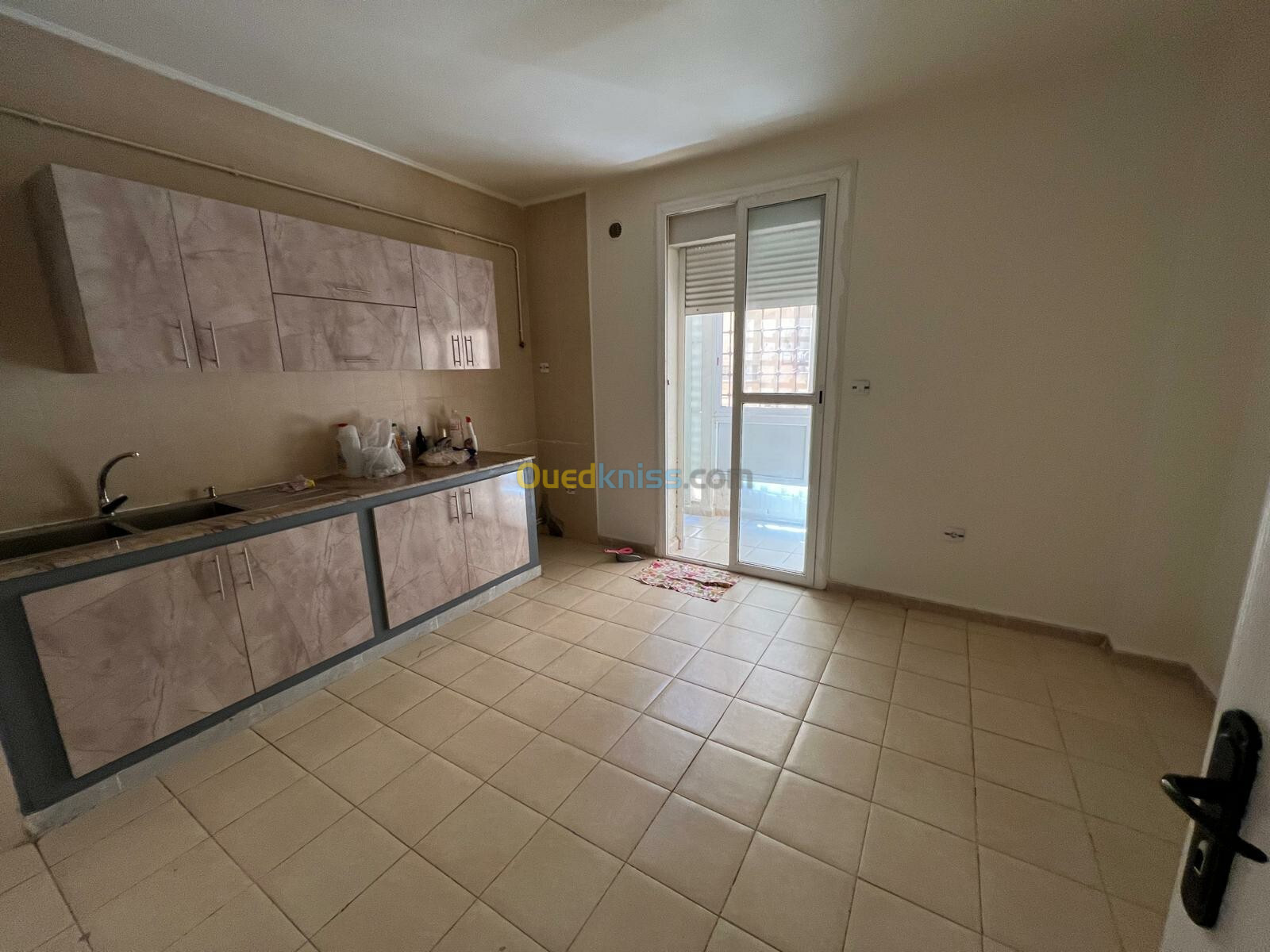 Location Appartement F3 Alger Draria