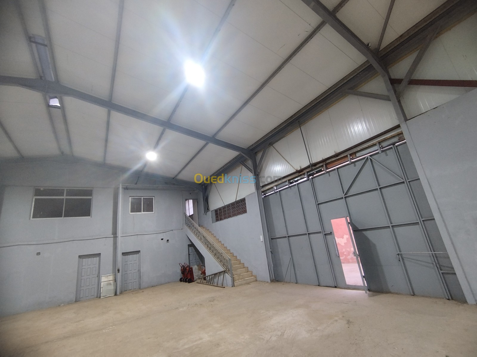 Location Hangar Oran El Kerma