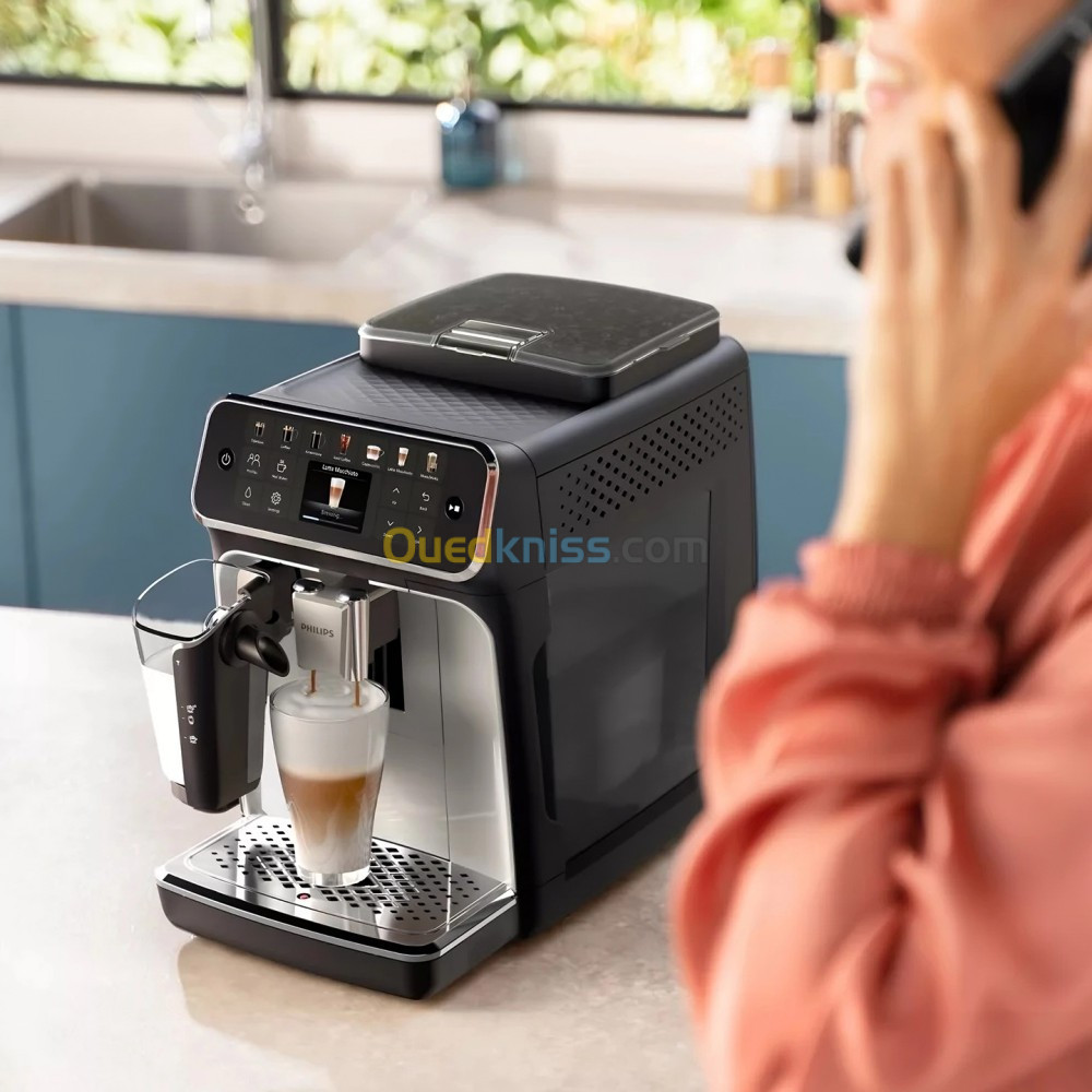  Machines à café PHILIPS  SERIE 4400 EP4446/70  LATTEGO SILENTBREW