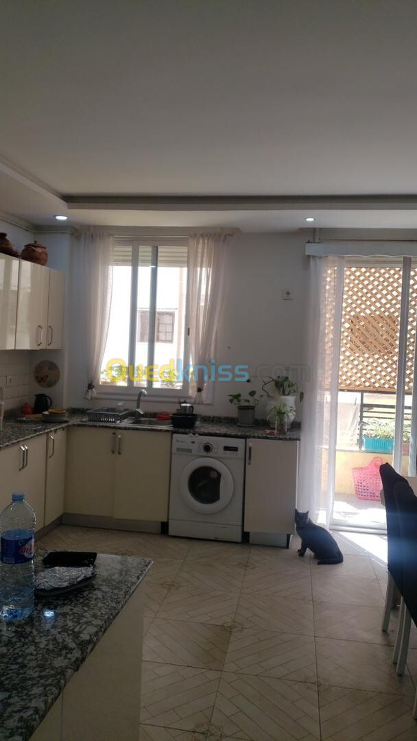 Vente Appartement F5 Alger Bouzareah