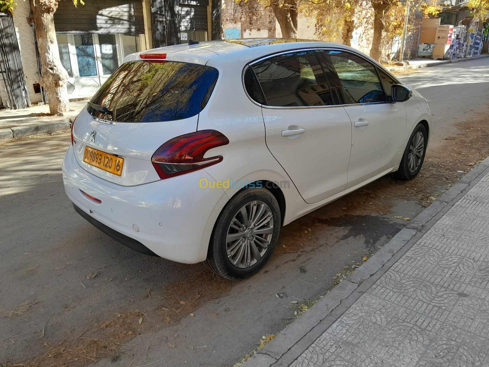 Peugeot 208 2020 Allure Facelift