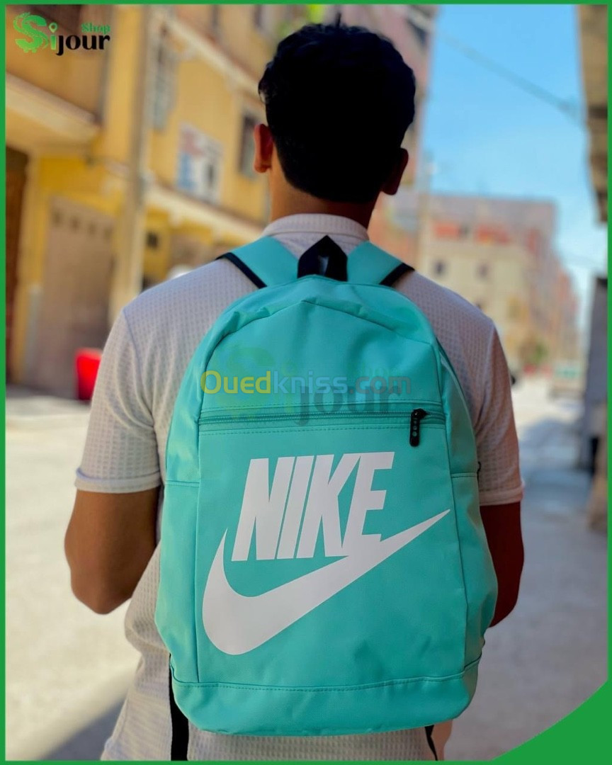 Sac au dos NIKE grand taille 