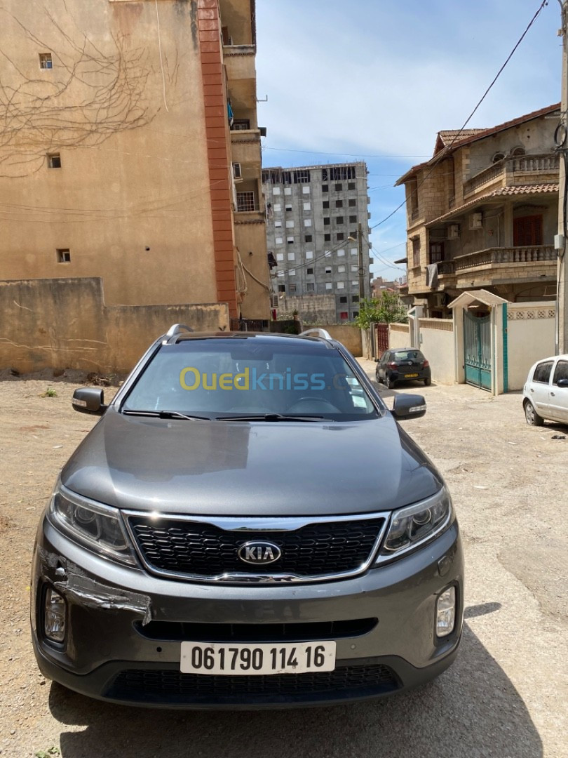 Kia Serento 2014 