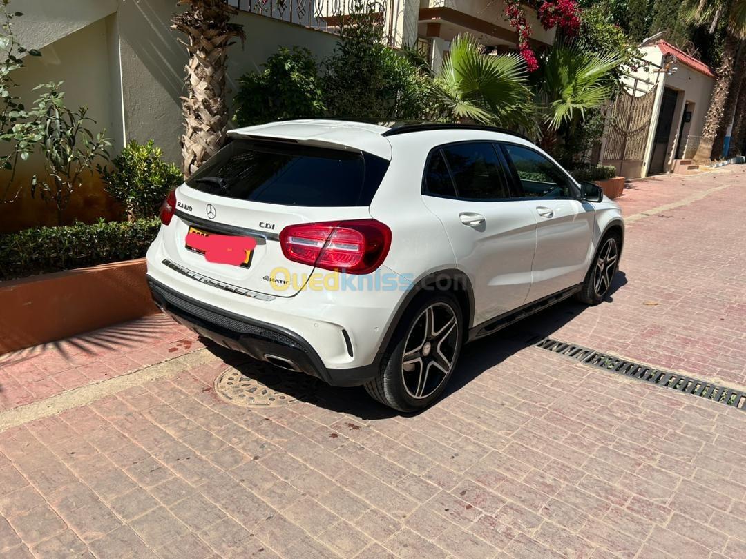 Mercedes GLA 2015 GLA