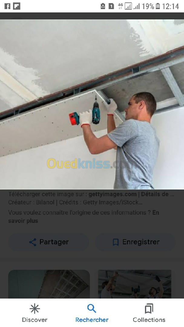 plafond en placoplatre avec des lampes et  tous les supports