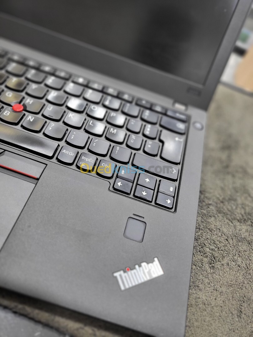 LAPTOP LENOVO THINKPAD I5 6TH 8GO RAM 256 SSD 12.5"