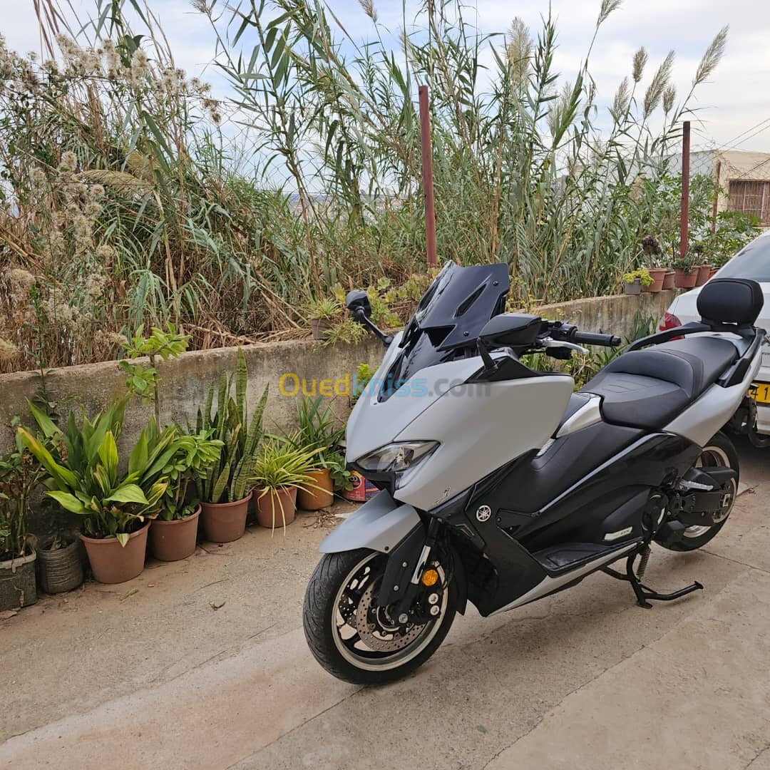 Yamaha T-Max DX Plus 2019