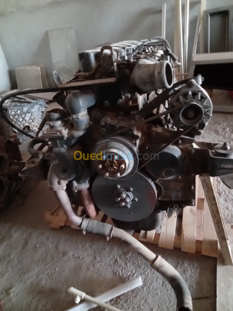 Renault Moteur Renault 400 avec boite zf 