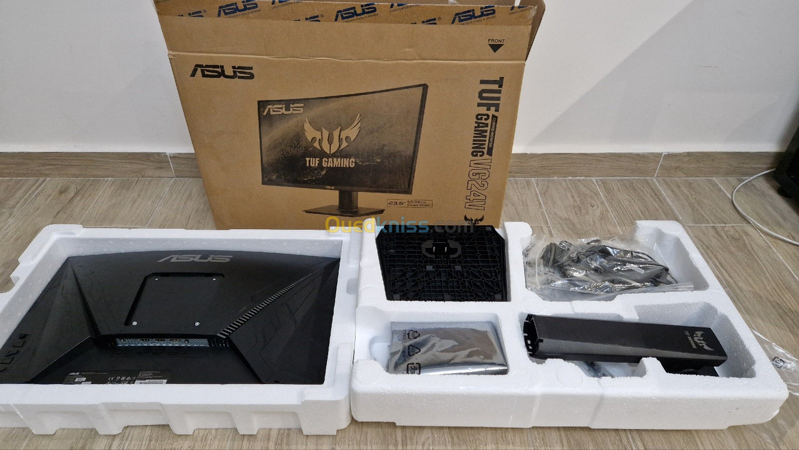 Ecran Asus TUF Gaming VG24V