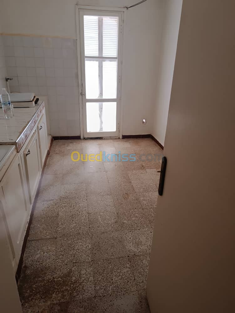 Vente Appartement F3 Saïda Saida