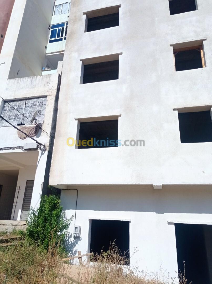 Vente Appartement F3 Tizi Ouzou Yakouren