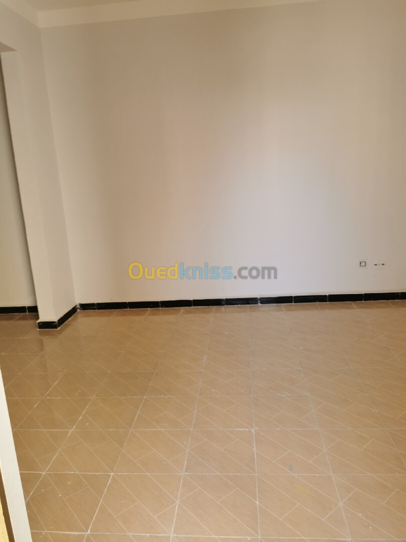 Location Appartement F3 Alger Dar el beida