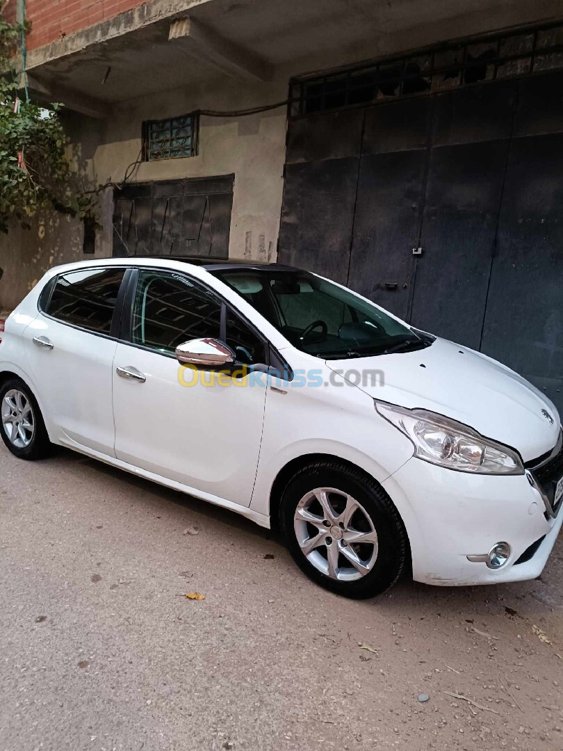 Peugeot 208 2013 Urban Soul