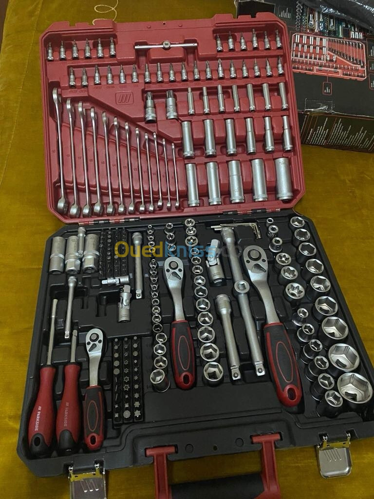 Caisse a outils 