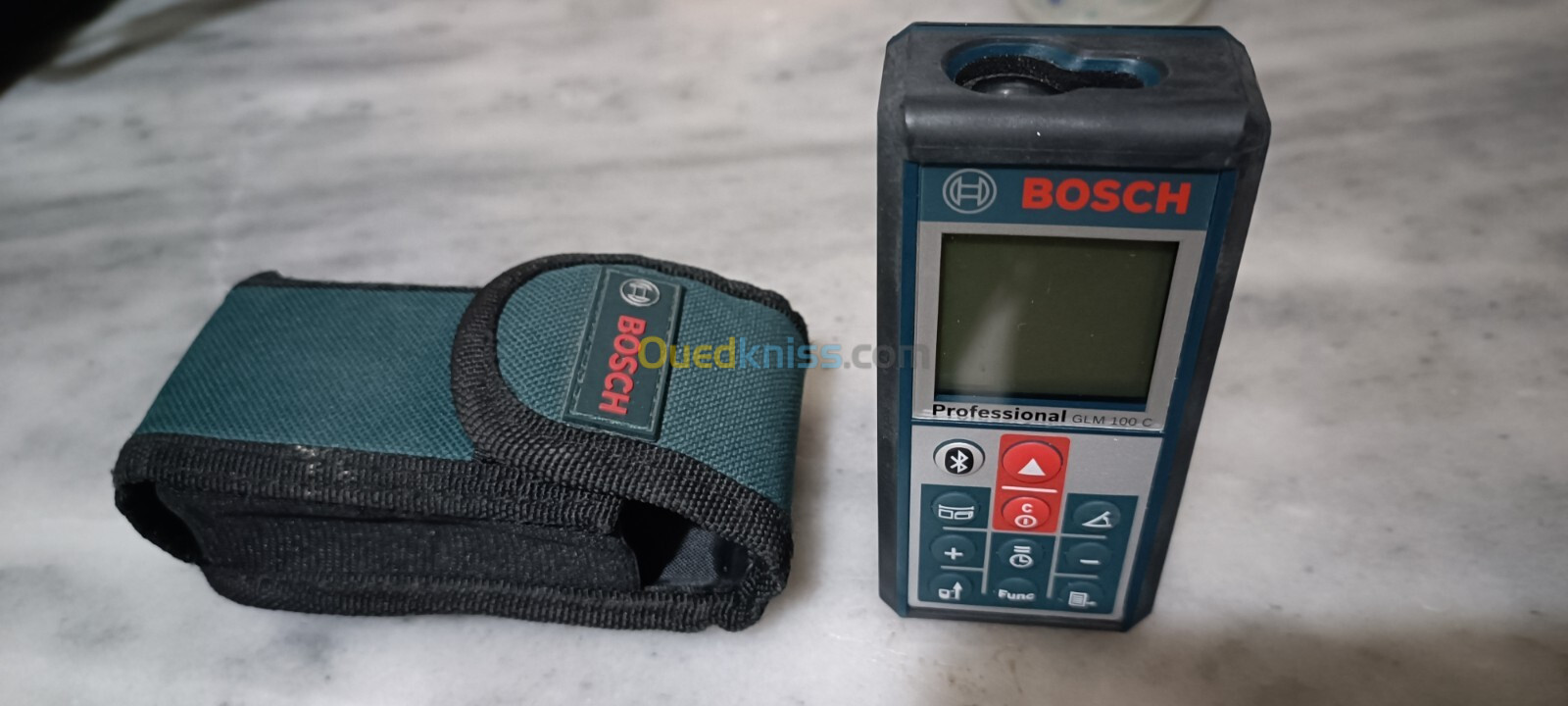 metre laser Bosch professionne GLM 100 C