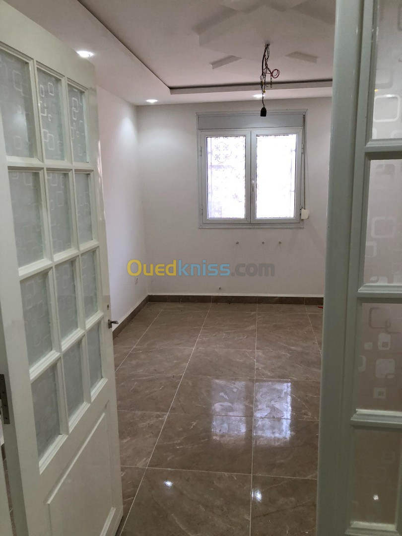 Vente Appartement F5 Alger Ain naadja