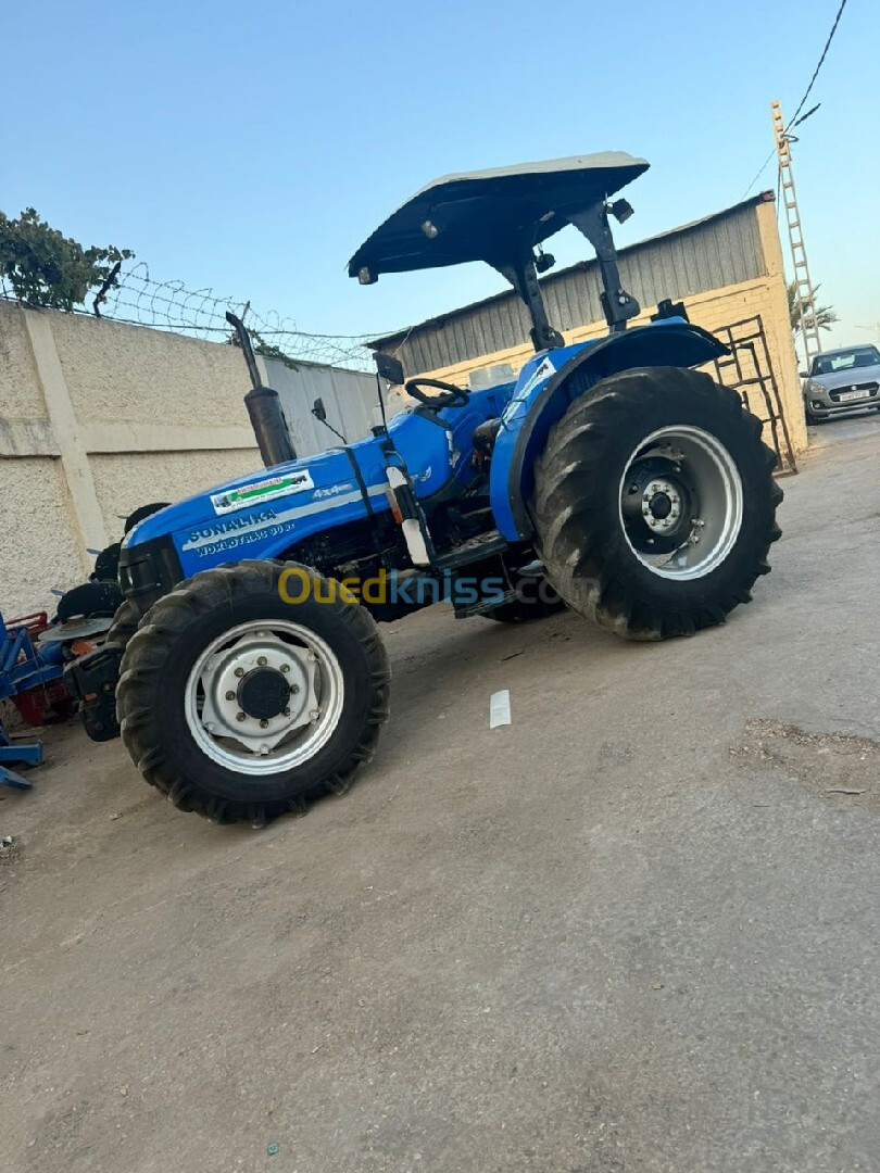 Et massey 415 4x4 2019 Sonalika 90 2011 + massey ferguson 2019 440 2011