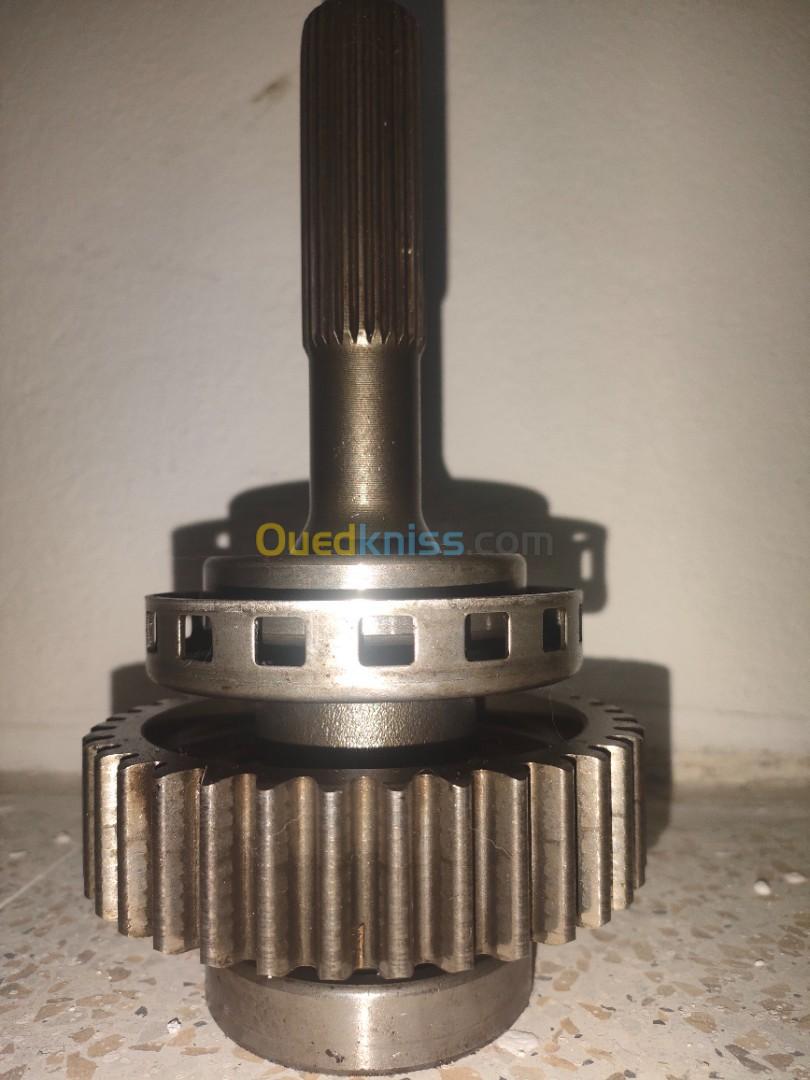 Pinion de boîte de transfert 4*4 Pajero 